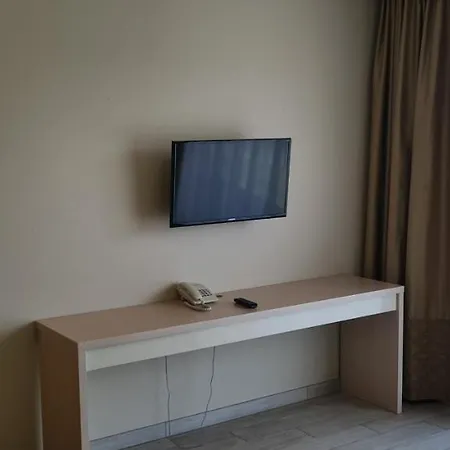 Czarna Gora Is28 Sienna (Klodzko)