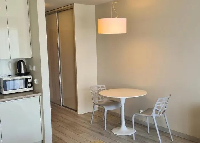 Czarna Gora Is28 * Sienna (Klodzko)